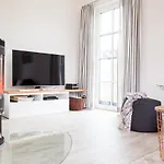 Schilfrohrsaenger 45 *