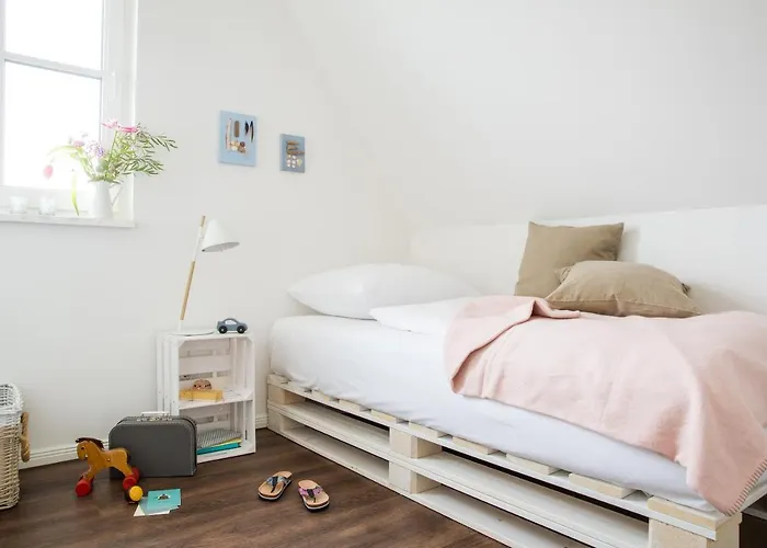 Schilfrohrsaenger 45 Tatil Evi Fuhlendorf (Mecklenburg-Vorpommern)